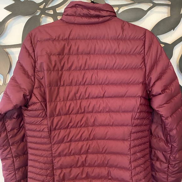 Patagonia Women Puffer Jacket ⛷️ - Picture 3 of 16